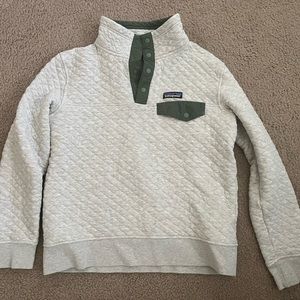 Patagonia pull over